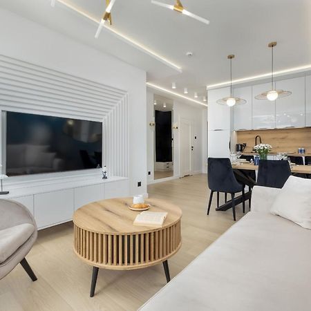 Polanki Aqua Apartment With Parking By Renters Prestige Kołobrzeg Buitenkant foto