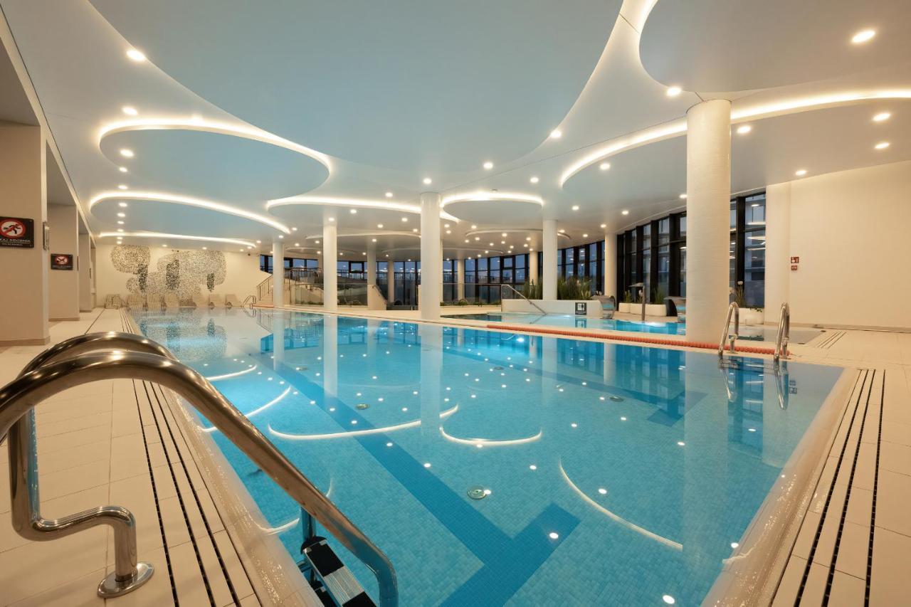 Polanki Aqua Apartment With Parking By Renters Prestige Kołobrzeg Buitenkant foto