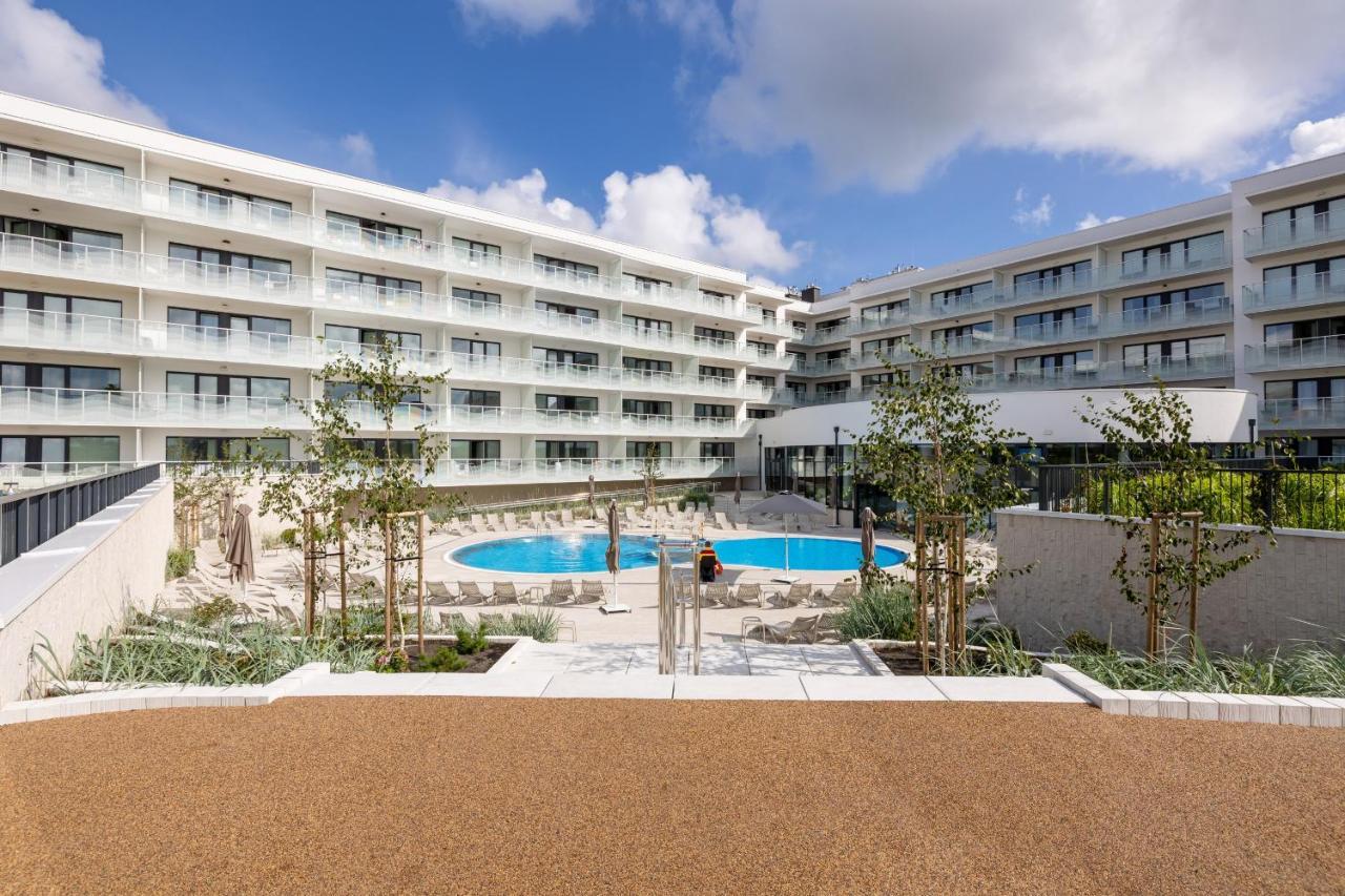 Polanki Aqua Apartment With Parking By Renters Prestige Kołobrzeg Buitenkant foto